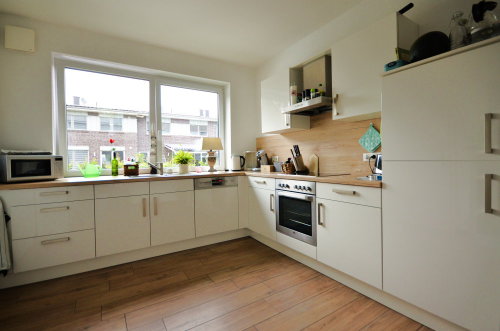 Diese Einbauküche kann von den Vormietern übernommen werden.